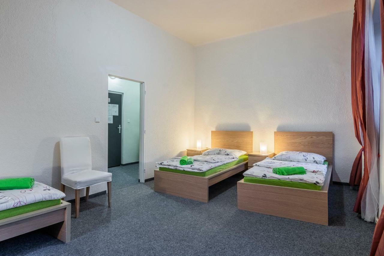 Hotel*** Cesky Dum Хомутов Экстерьер фото